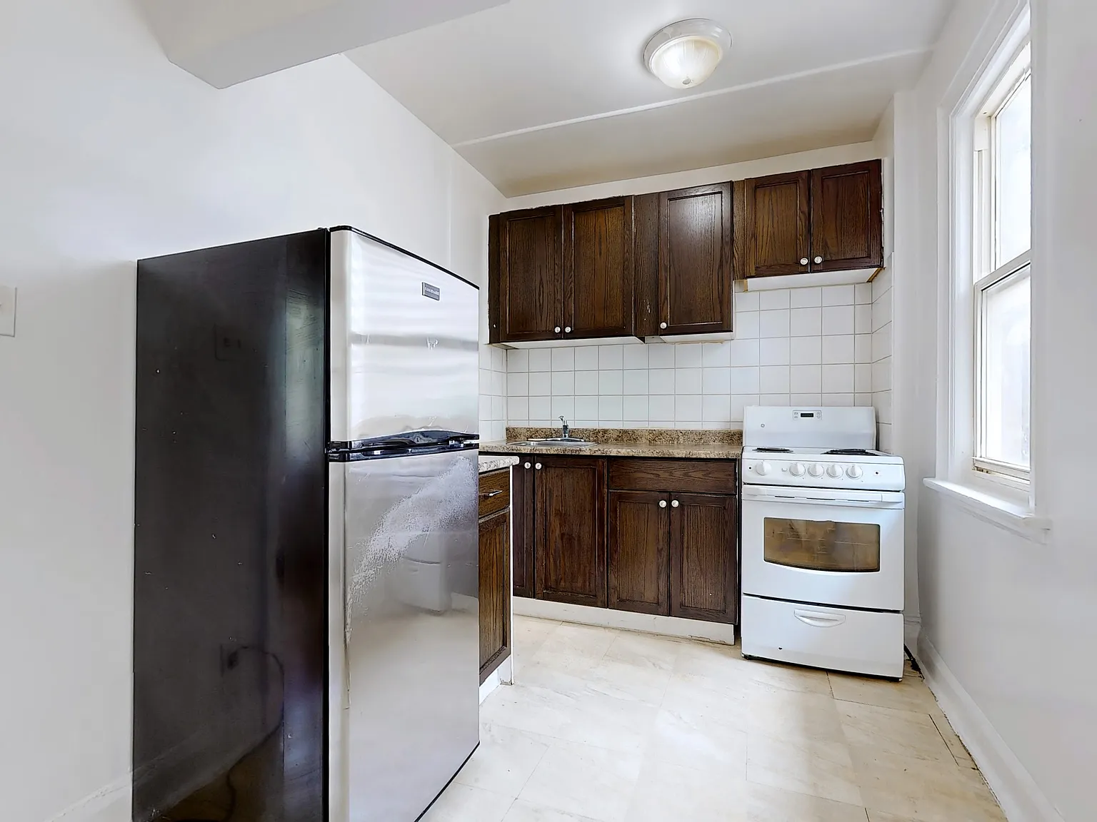 Bold Street Apartments — Photo 4