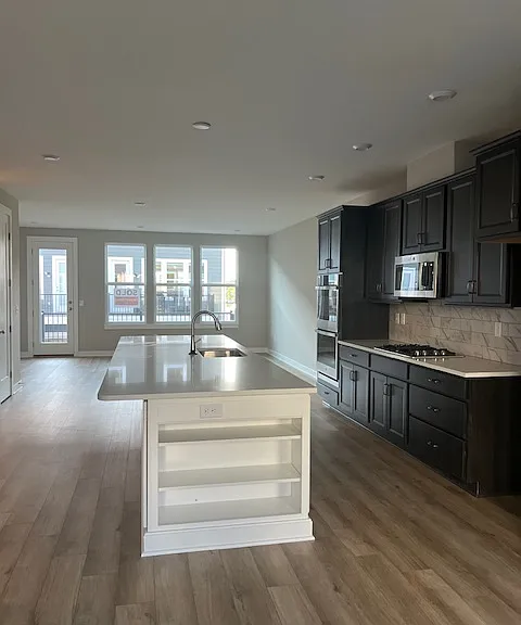 7241 Otley Dr — Photo 6