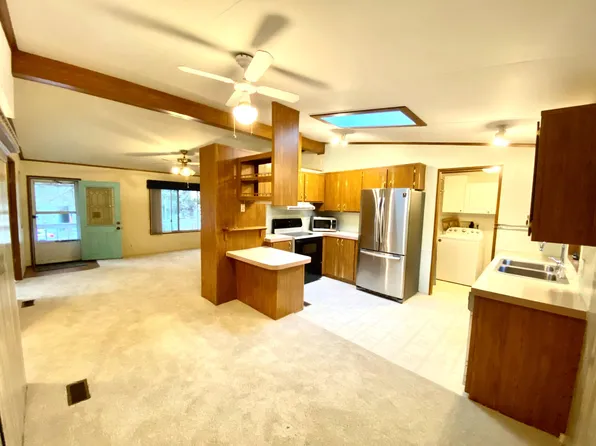 20716 Farenuff Pl #79, Bend, OR 97701