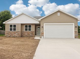 112 Mark Dr, Johnson Creek, WI 53038