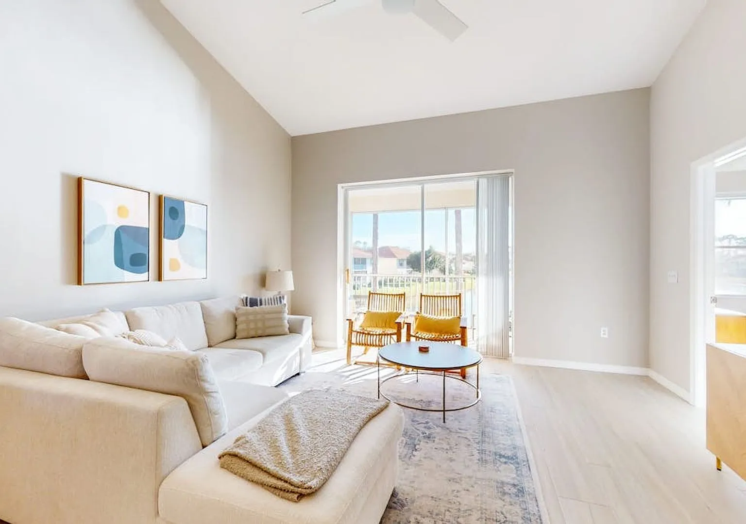 350 Robin Hood Cir. #202 — Photo 1