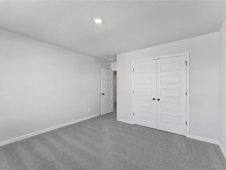 2929 Sweet Red Cir — Photo 55