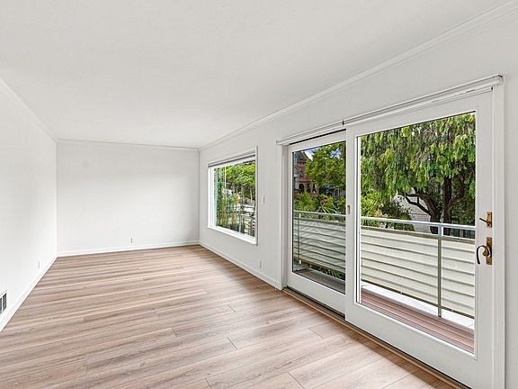 4th image of 685 Noe St #1