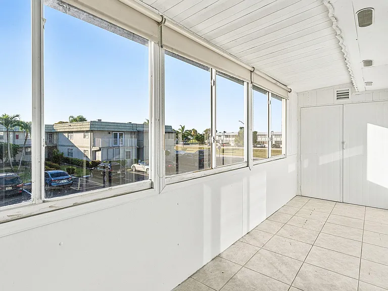 141 Brittany Way #C — Photo 21