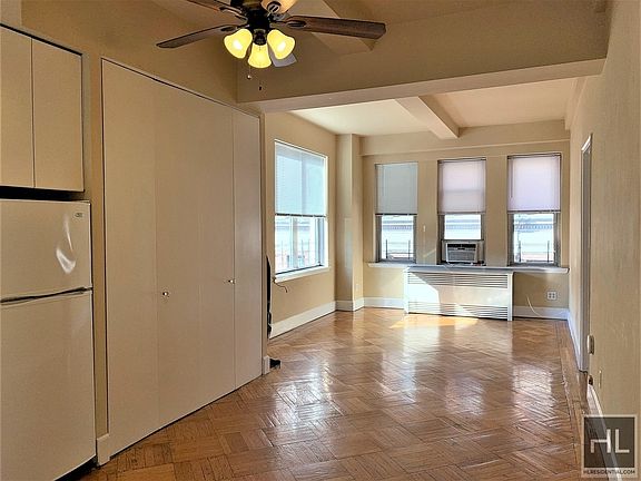2nd image of 126 W 73rd St #C6