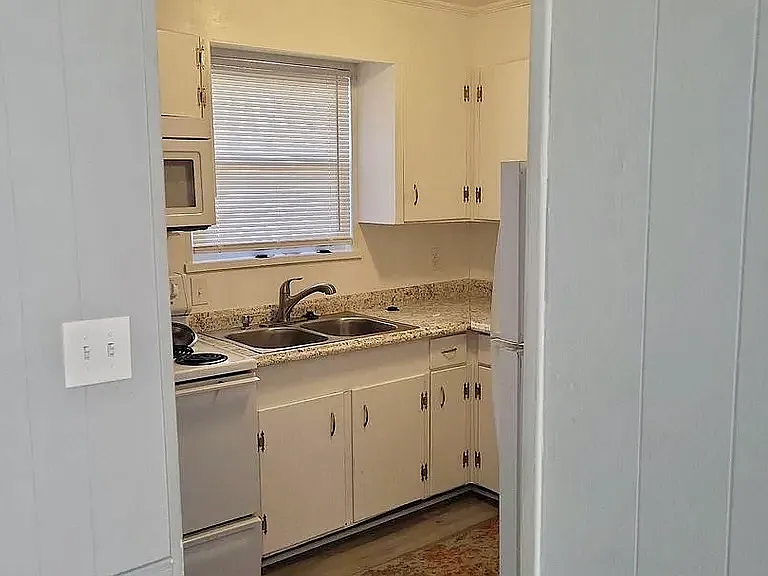 1316 Credle Rd #I1 — Photo 2