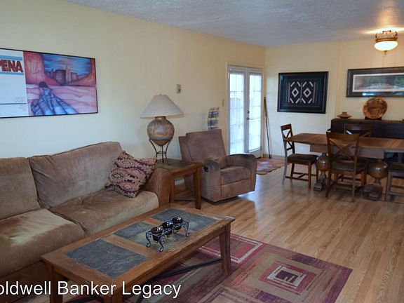 3rd image of 3417 Abbey Ct NW