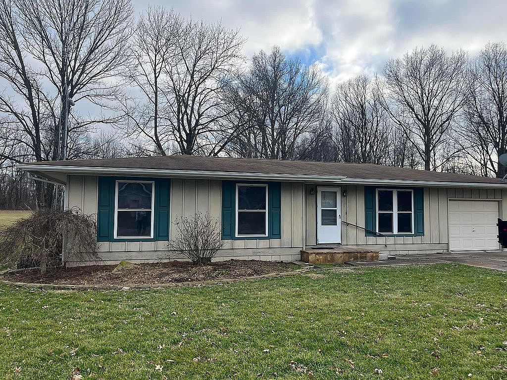 135 Chandler Dr, Mount Carmel, IL 62863 Zillow