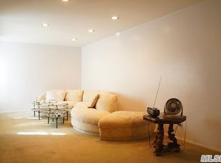 14460 Gravett Rd APT 1A, Kew Gardens Hills, NY 11367