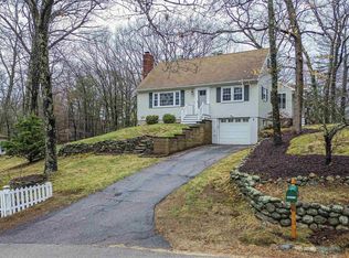 1 Hillside Dr, Hudson, NH 03051