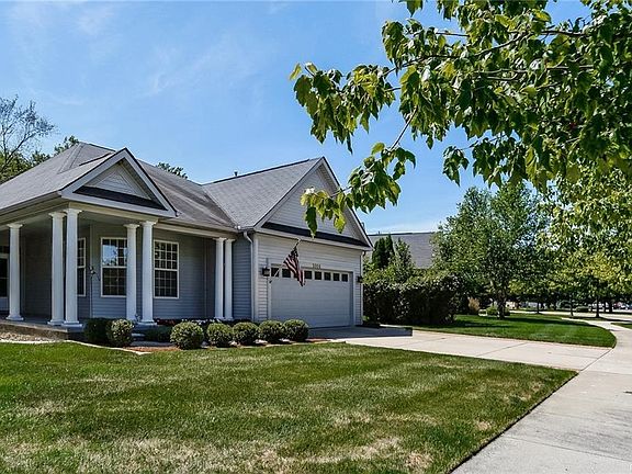 2nd image of 3866 Hillsdale Dr