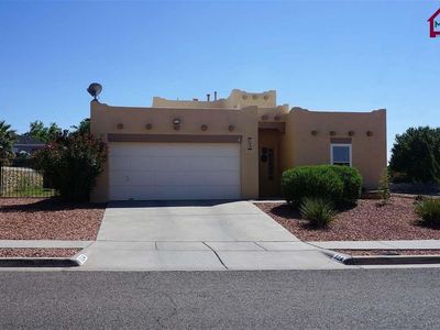 724 Indian Hollow Rd, Las Cruces, NM, 88011