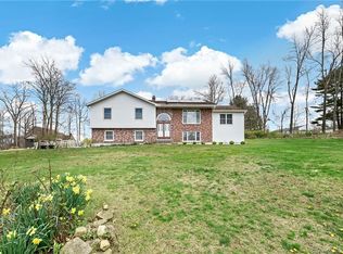 12 Pond Crest Rd, Danbury, CT 06811