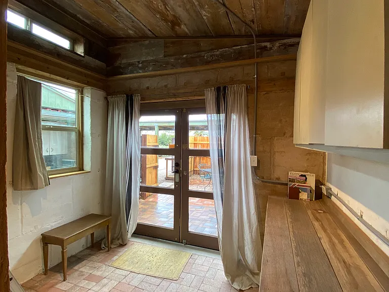 4017 E Montecito St — Photo 10