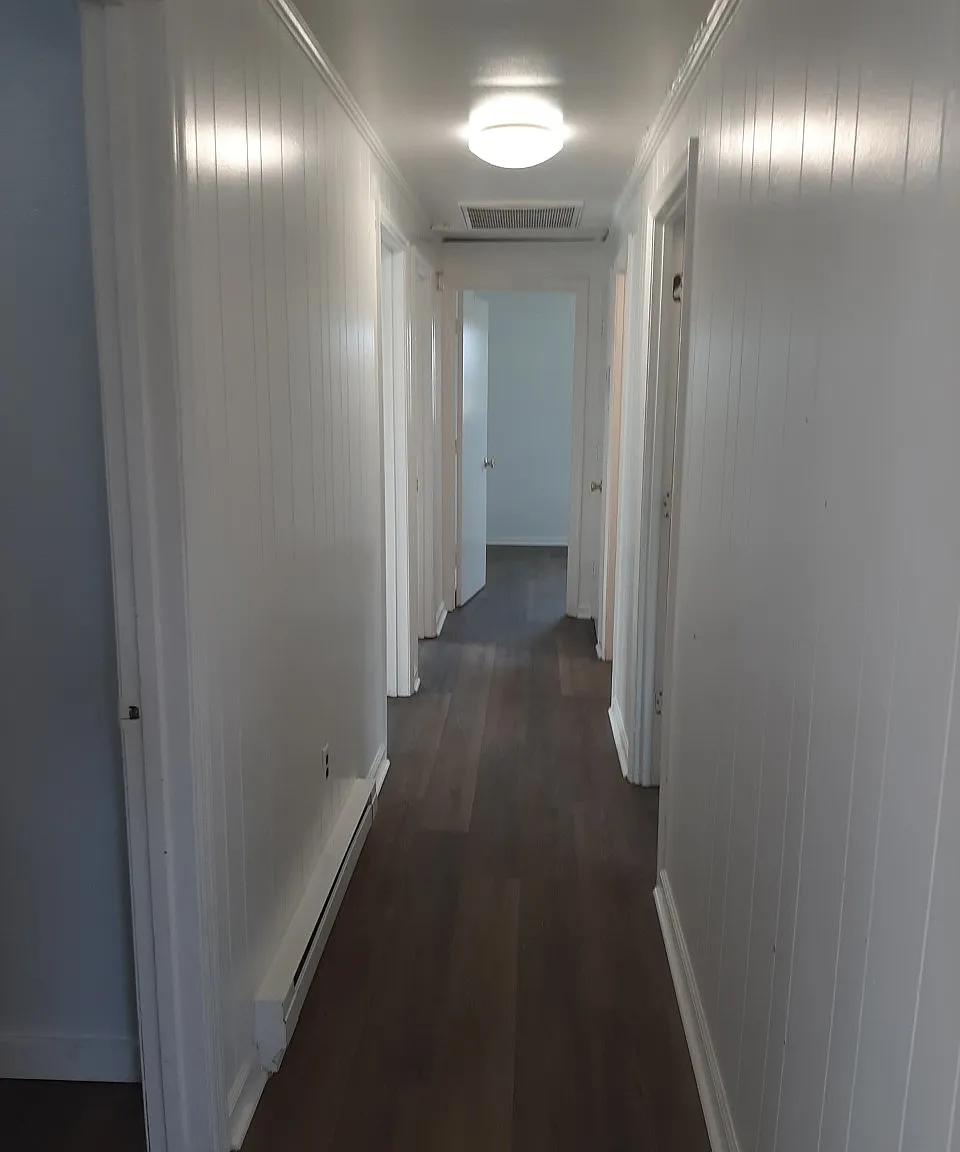 4 bed, 1000 sqft, $1,600 — Photo 3