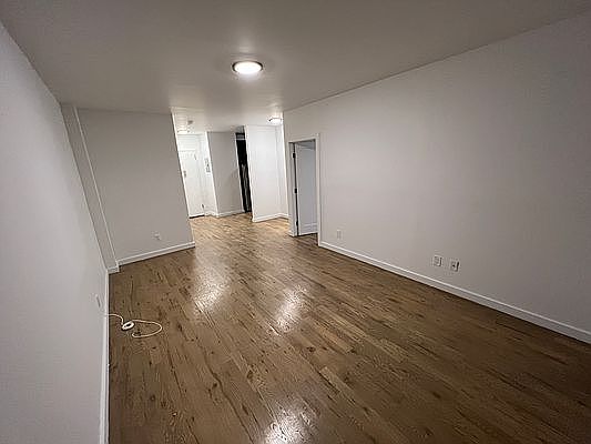 5th image of 700 W 175th St APT 5E