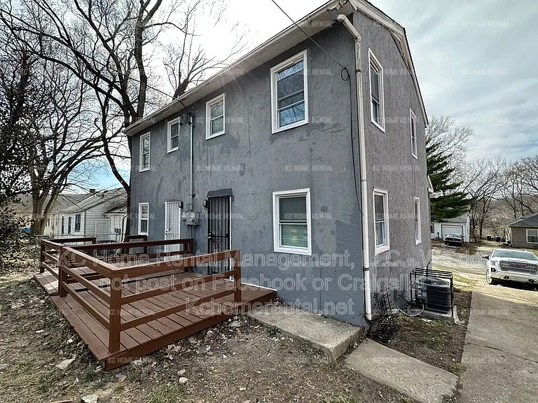4031 Wabash Ave — Photo 24