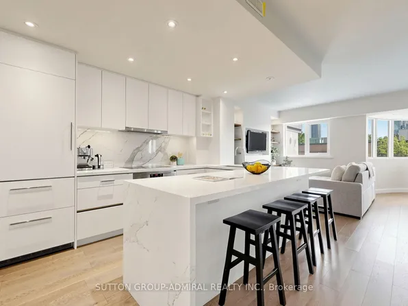 80 Adelaide St E #Townhouse 16, Toronto, ON M5C 1K9