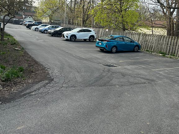 4th image of 694 Broadway