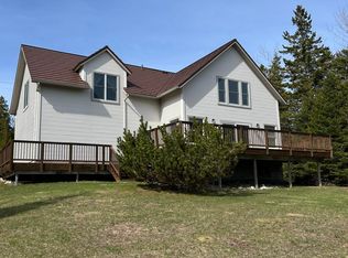 198 Graham Ave, Saint Ignace, MI 49781