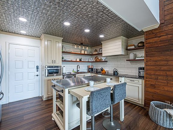 5th image of 3710 Weber Rd #301-E