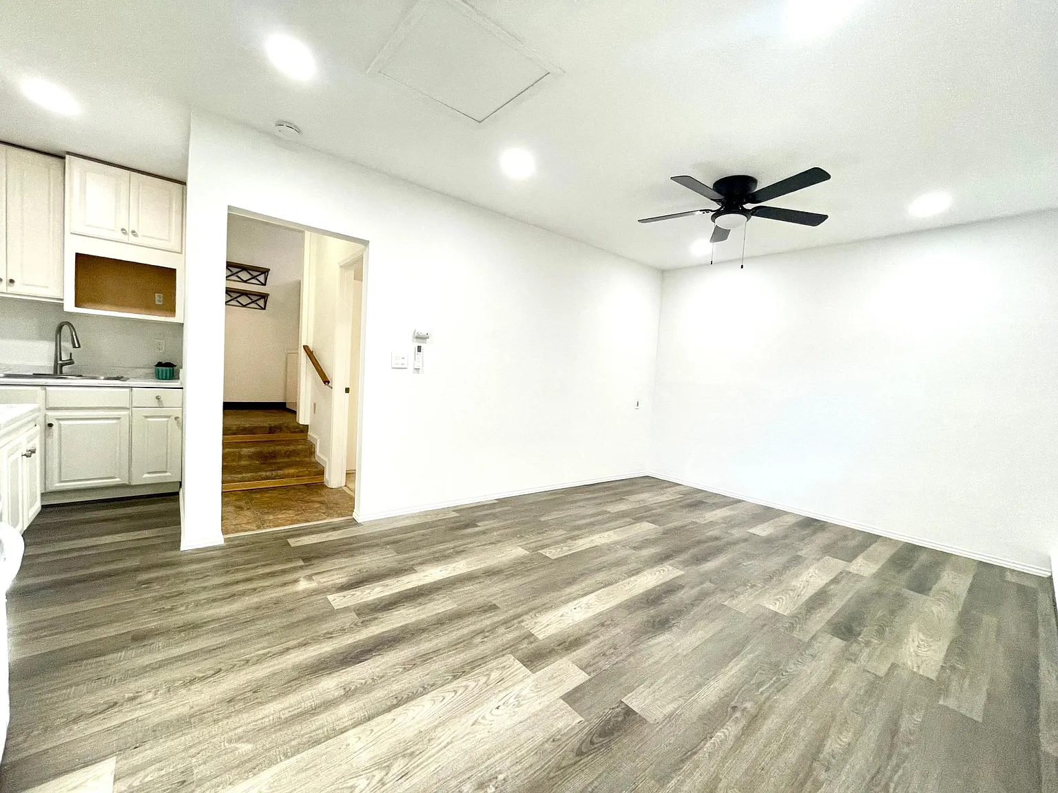 9431 2nd Ave Suite B photo 1