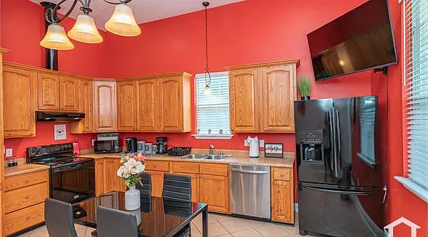 231 Leboeuf St — Photo 22