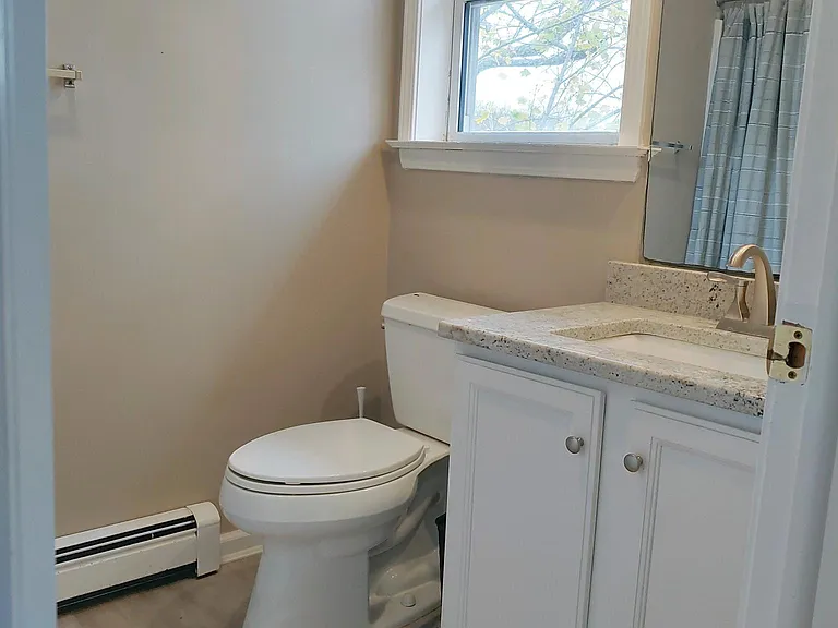 3 Teneyck Ave #B — Photo 7