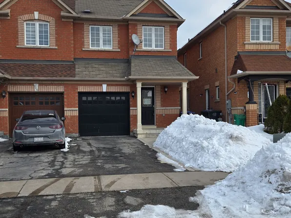 110 Crystalview Cres, Brampton, ON L6P 2S2