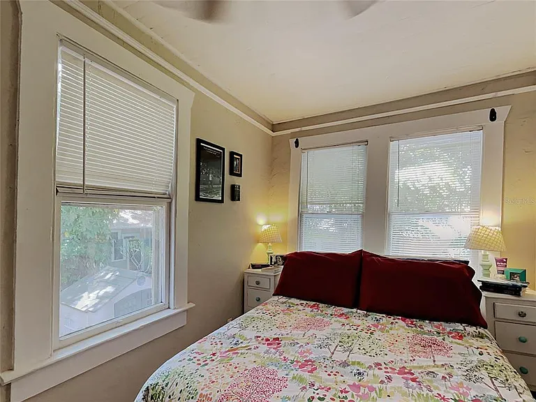 807 1/2 S Fremont Ave #UPPER — Photo 25