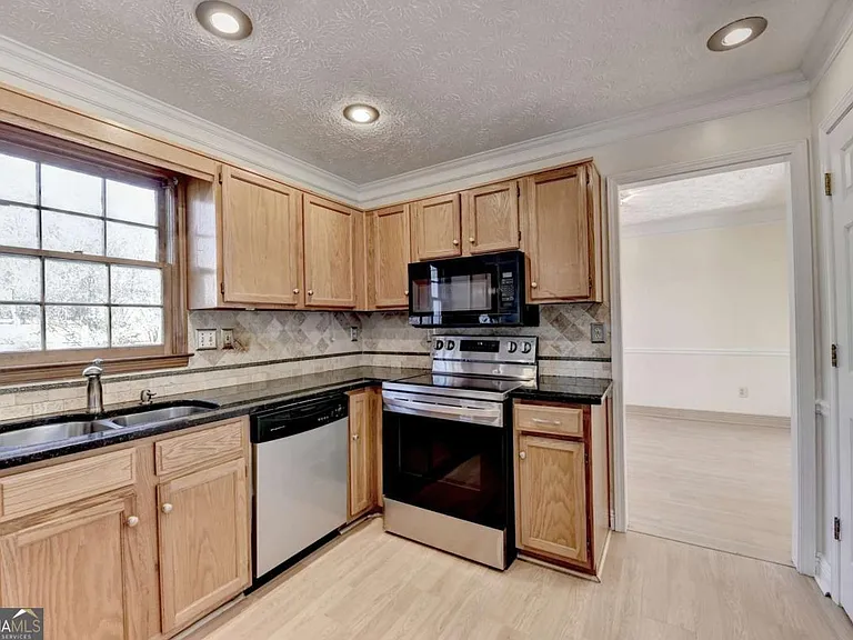 3945 Genoa Ct — Photo 21