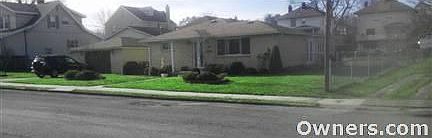 1st image of 815 Broadway Ave