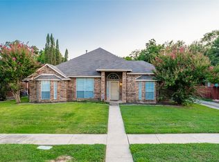 505 Bent Creek Dr, Garland, TX 75040