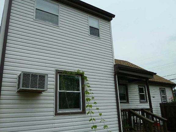 5th image of 166 Hunter Ave