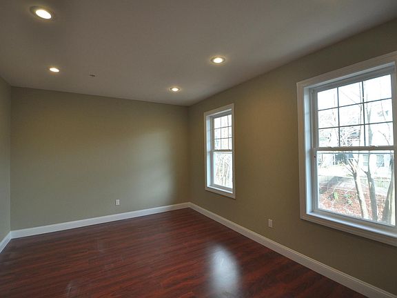 5th image of 417A N Preston St #1