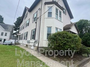 360 S Main St UNIT 3R, Woonsocket, RI 02895
