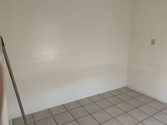 3rd image of 5310 Carpinteria Ave #6