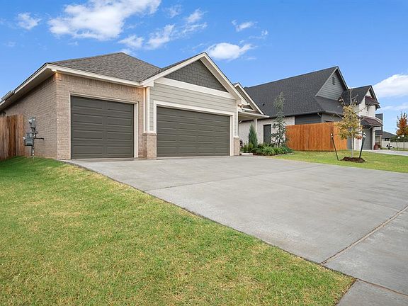 2nd image of 4605 Bermuda Dr