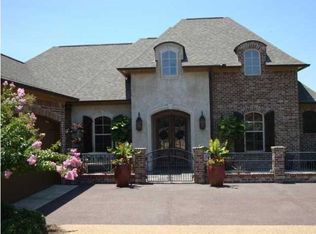 145 Harbor View Dr, Madison, MS 39110