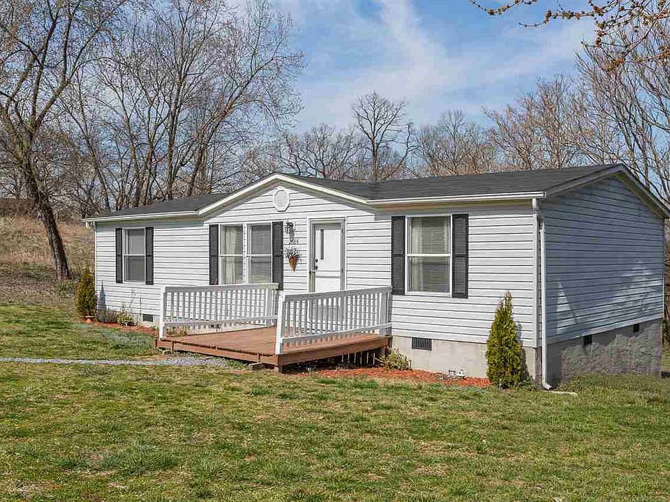 1st image of 2684 Hillyard Dr