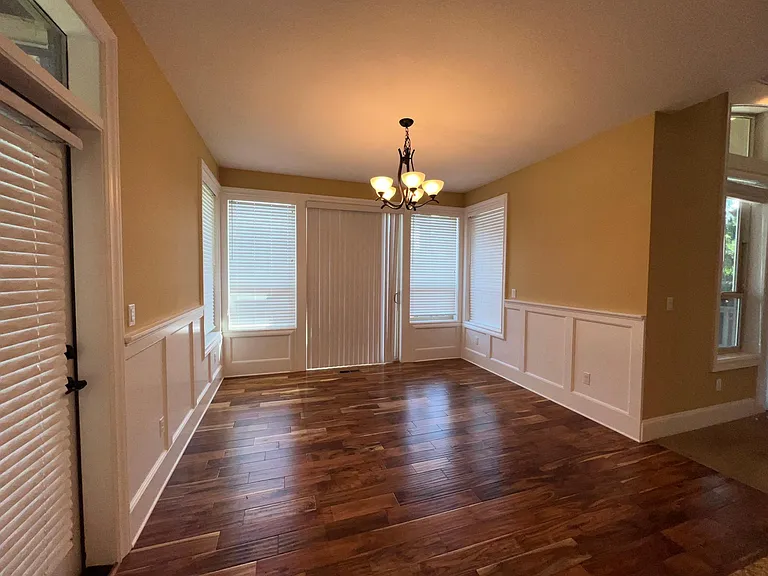 9706 SE Hillcrest Rd — Photo 27