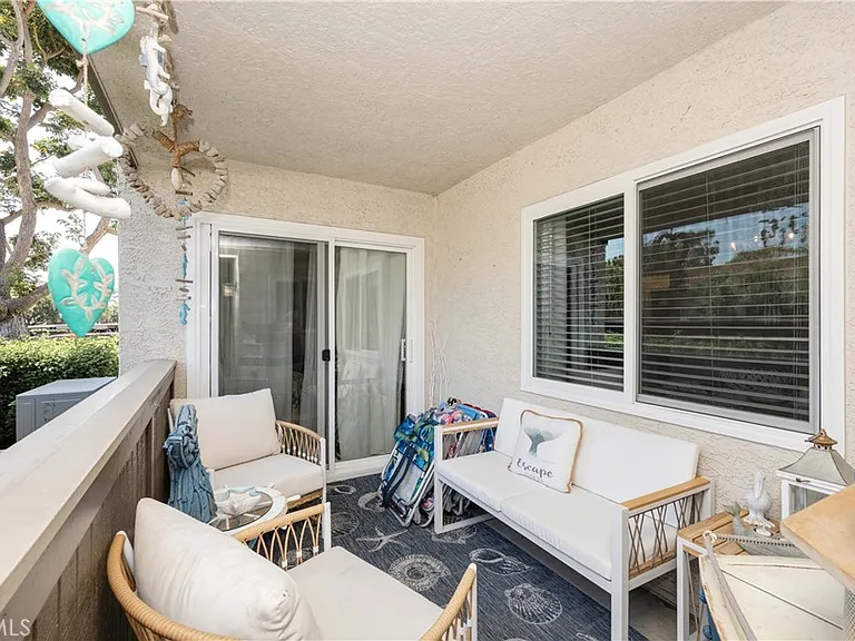 68 Corniche Dr #B — Photo 31
