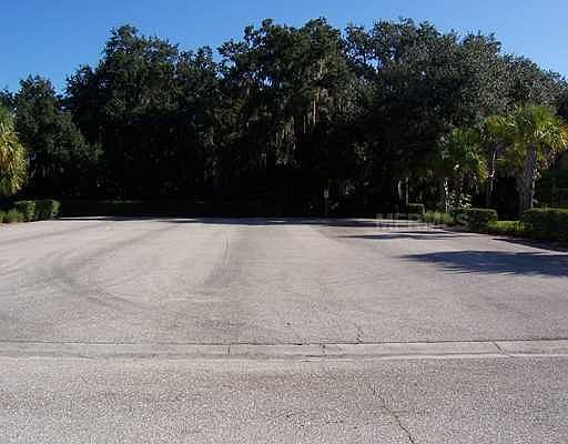 5th image of Royal Hammock Blvd