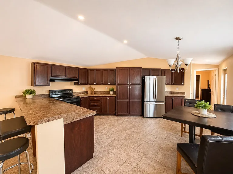 1320 N Fairgrounds Rd #706 — Photo 3