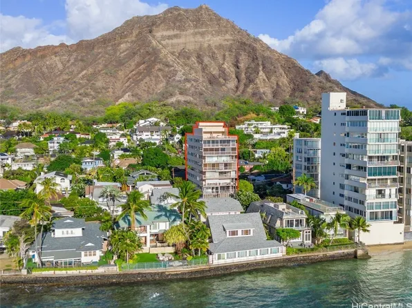 3056 Kalakaua Ave APT 3W, Honolulu, HI 96815