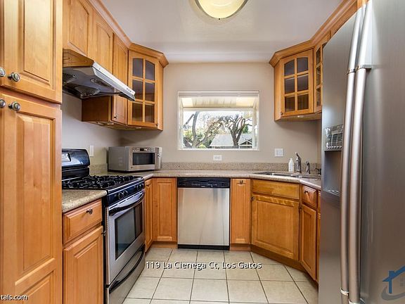 2nd image of 119 La Cienega Ct
