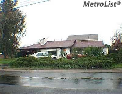 2nd image of 2945 Root Ave