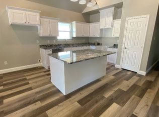3301 Shelby Ave, Greenville, TX 75402