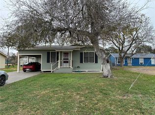 1012 Memorial Pkwy, Portland, TX 78374