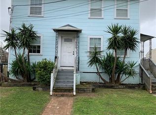 6232 Wadsworth Dr, New Orleans, LA 70122